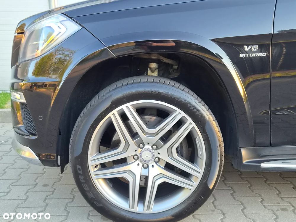Mercedes-Benz GL - 32