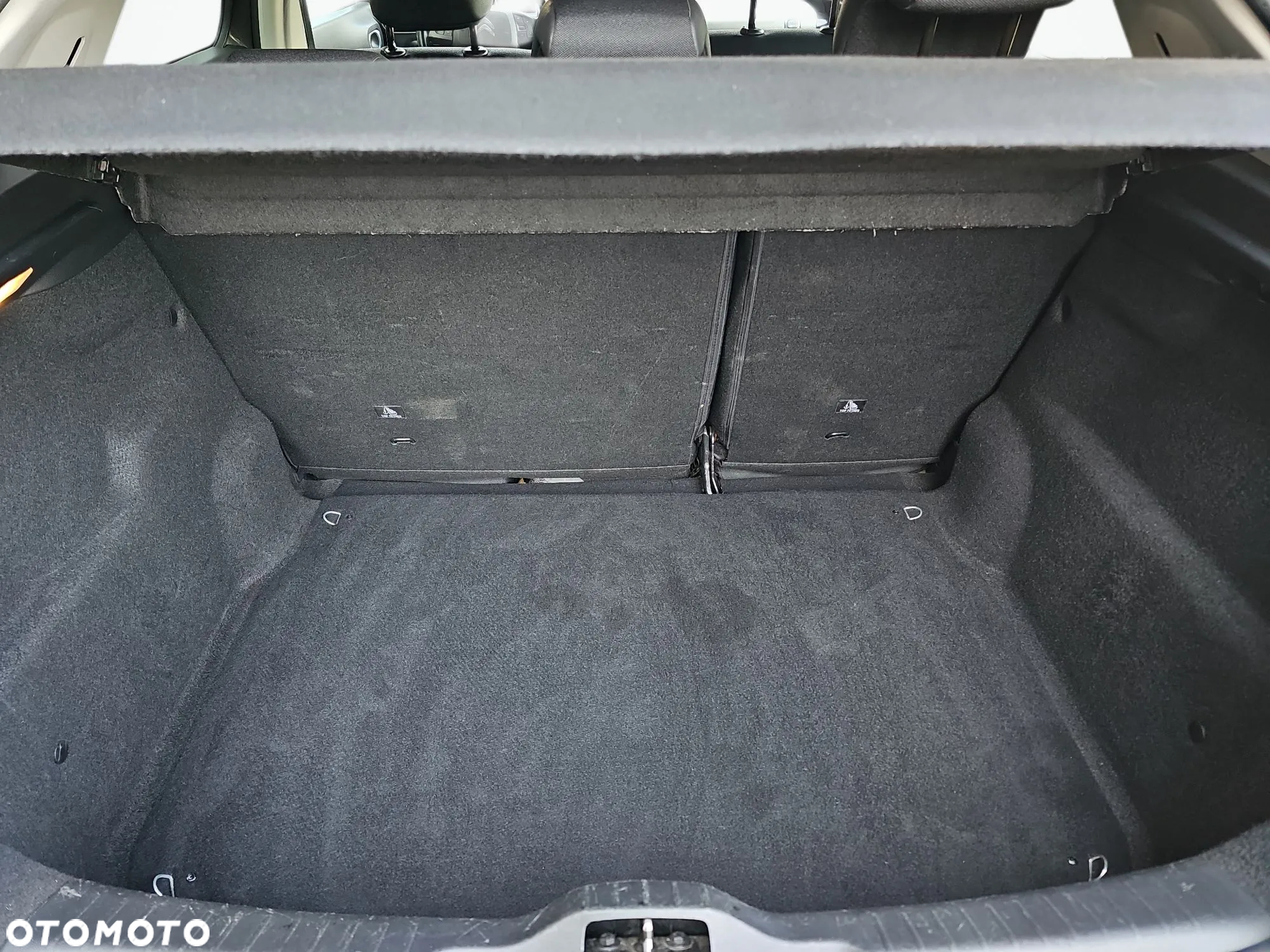 Citroën C4 Cactus 1.2 PureTech Shine S&S EAT6 - 26