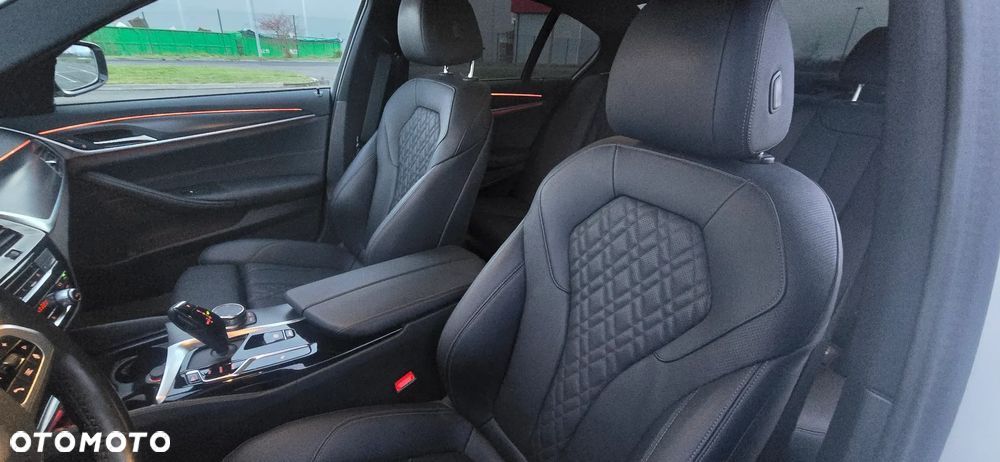 BMW Seria 5 518d mHEV M Sport sport - 10