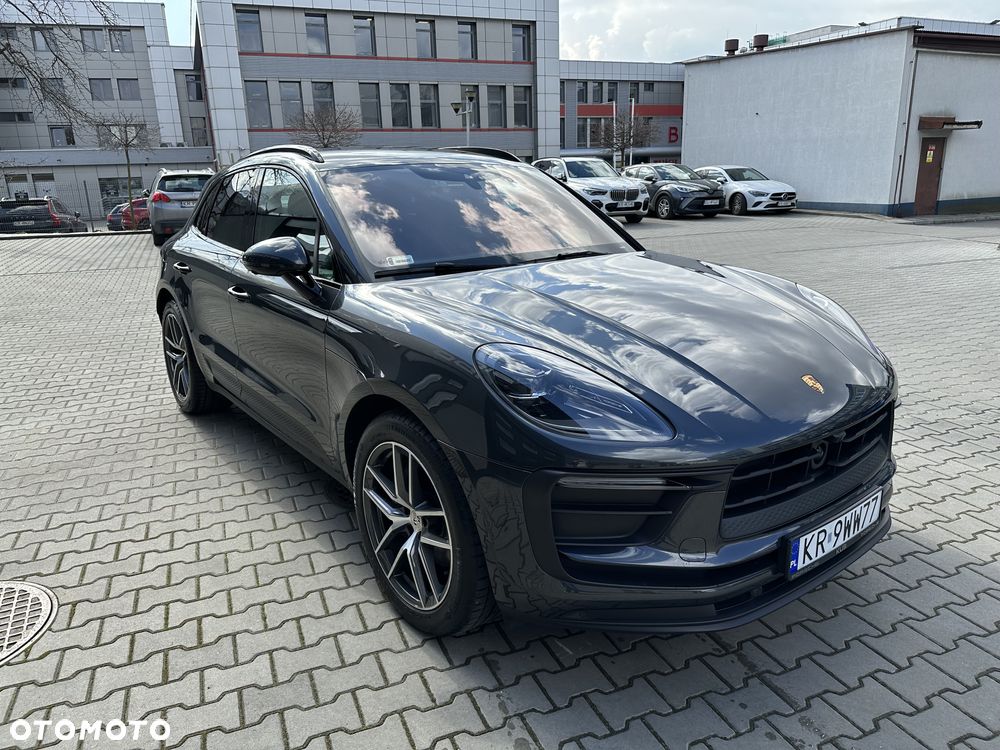 Porsche Macan Standard - 2