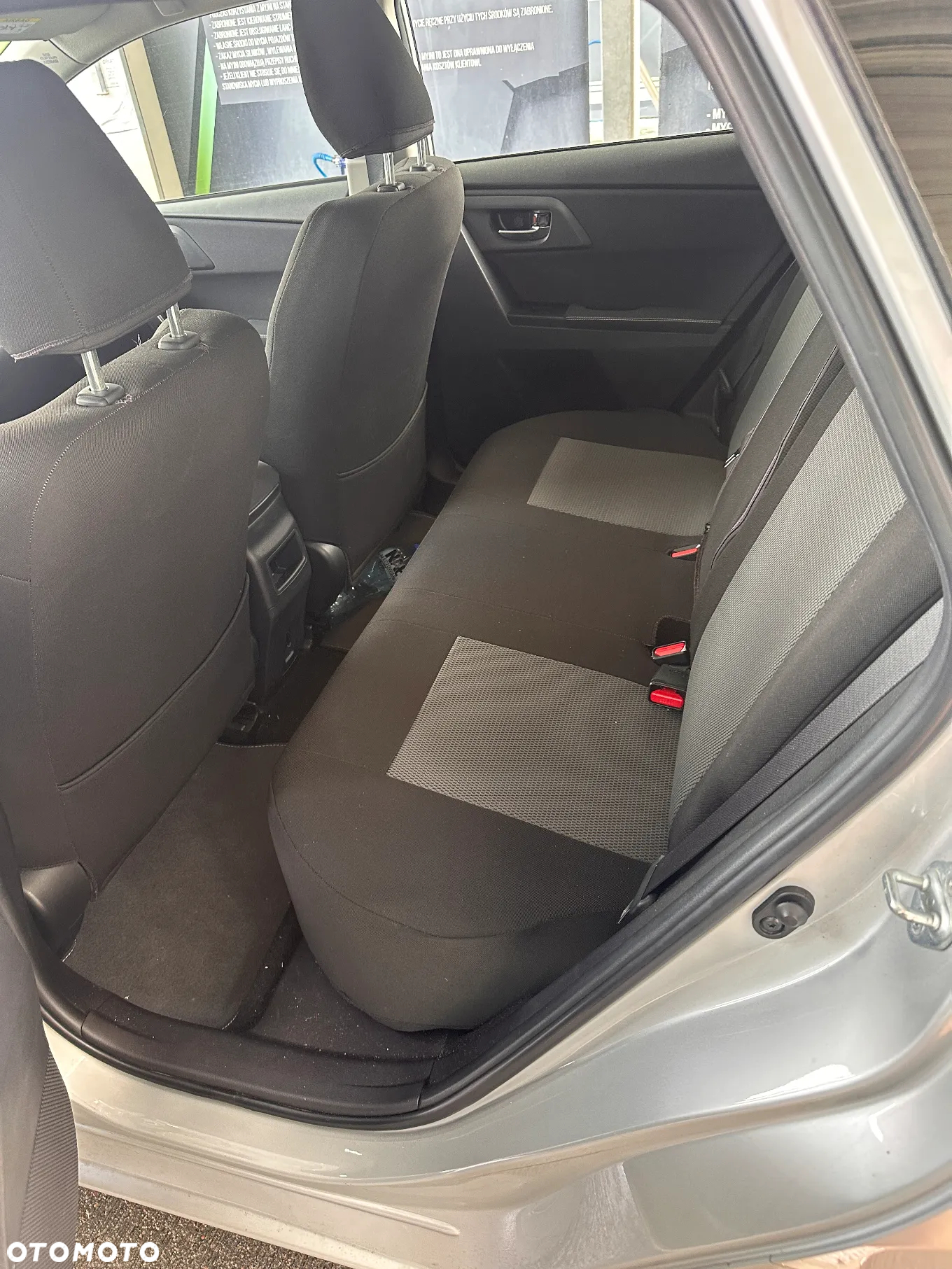 Toyota Auris 1.6 Premium Comfort - 8