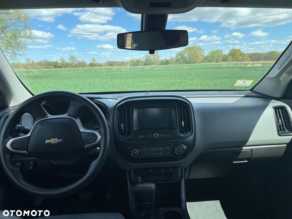 Chevrolet Colorado - 11