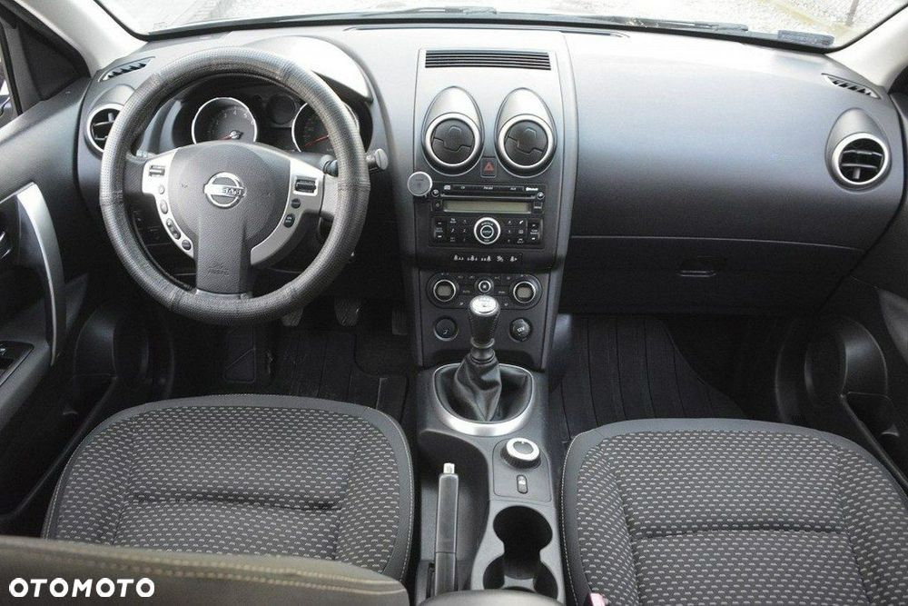 Nissan Qashqai - 12