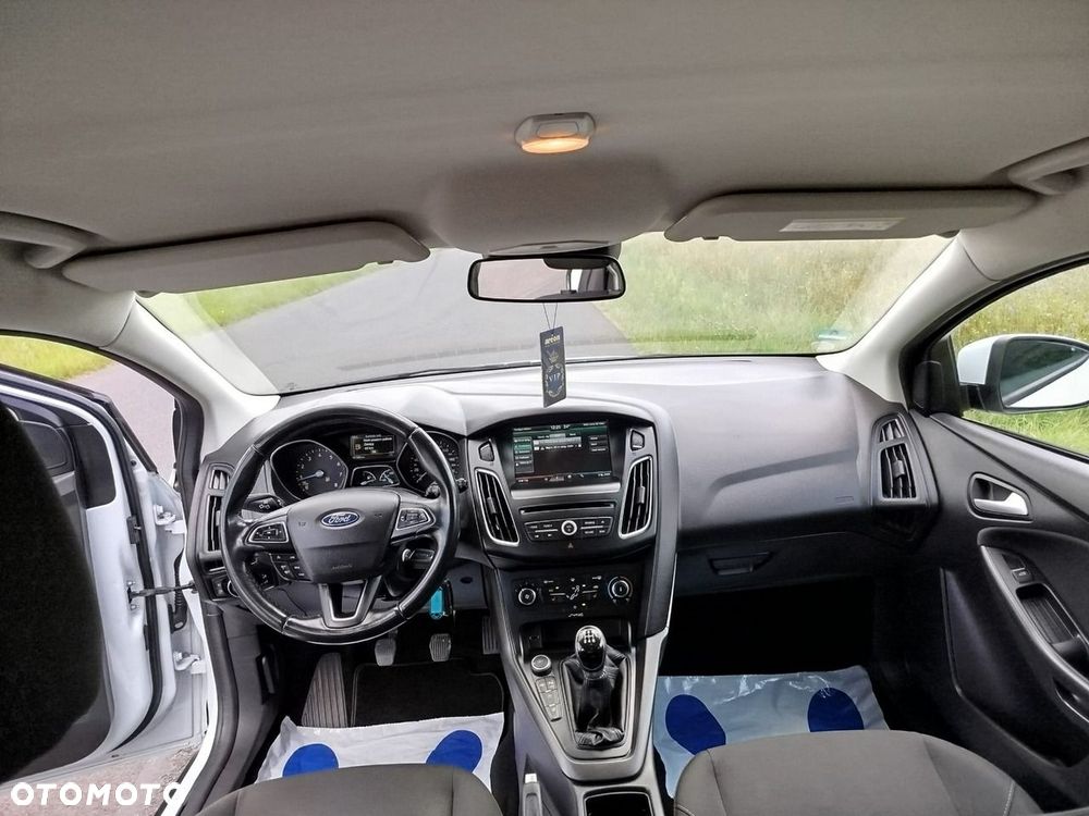 Ford Focus - 14