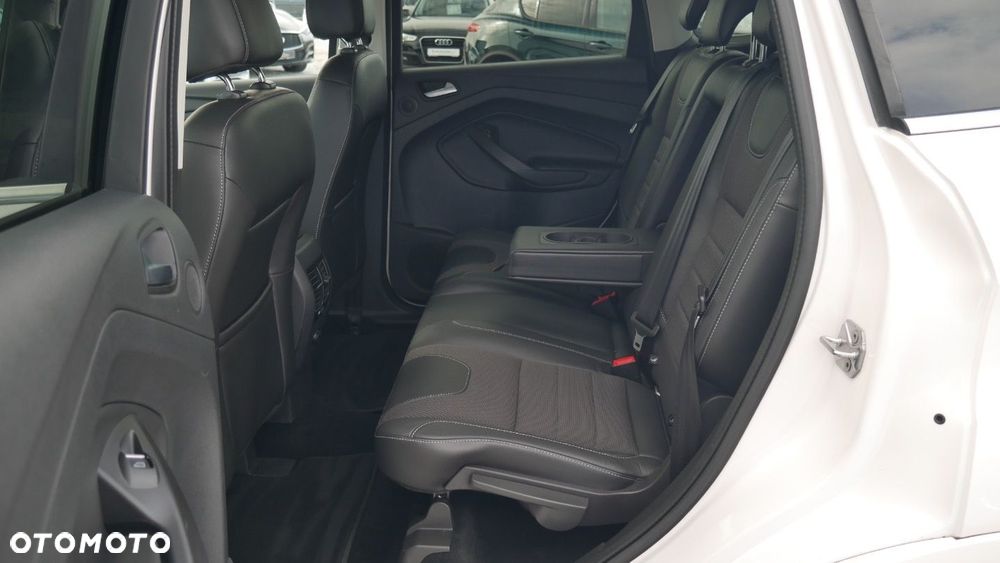 Ford Kuga - 21