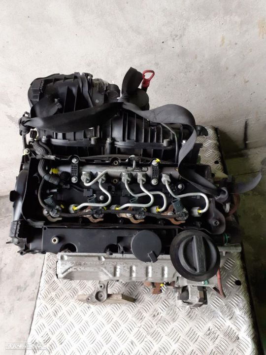 Motor BMW 318d 118d 143cv Ref: N47D20C (2010) - 13