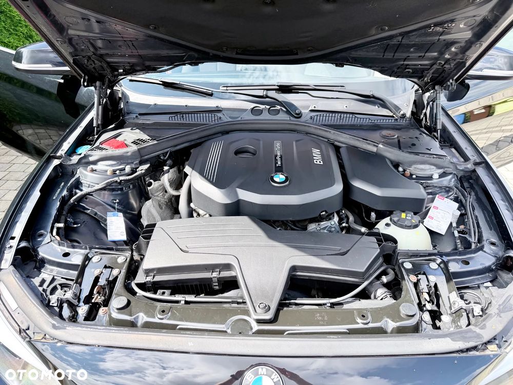 BMW Seria 1 116i - 11