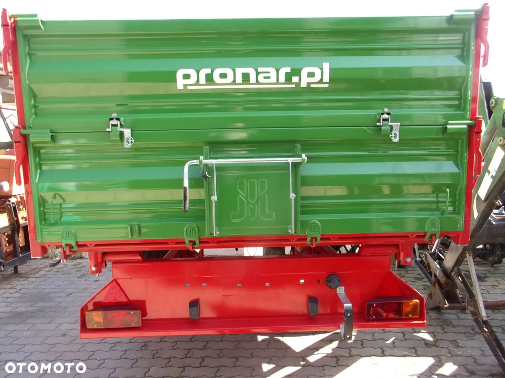 Pronar Przyczepy jednoosiowe Pronar T-655 2,5 tony, T654/2 4,7 tony T671 5-ton, Przyczepa Wodziński WTP1W1-3,5 tony,  WTP1W0-1 tona,  Przyczepa PR3T Euro-Masz 3 tony - 4