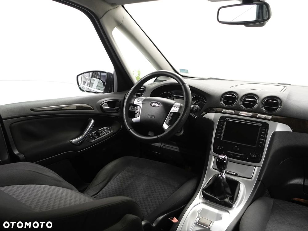 Ford Galaxy 2.0 TDCi Ghia - 31