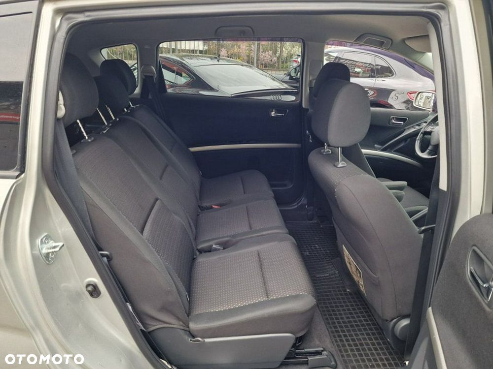 Toyota Corolla Verso - 29