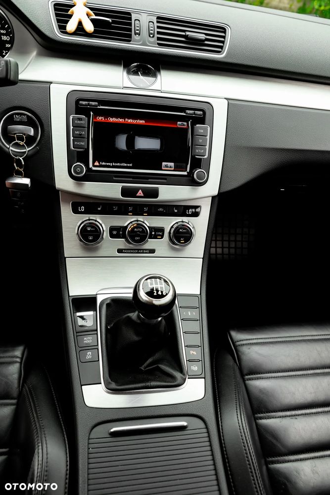 Volkswagen Passat Variant 2.0 TSI Highline - 34