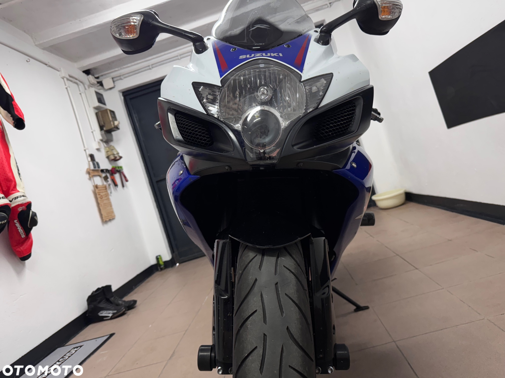 Suzuki GSX-R - 5
