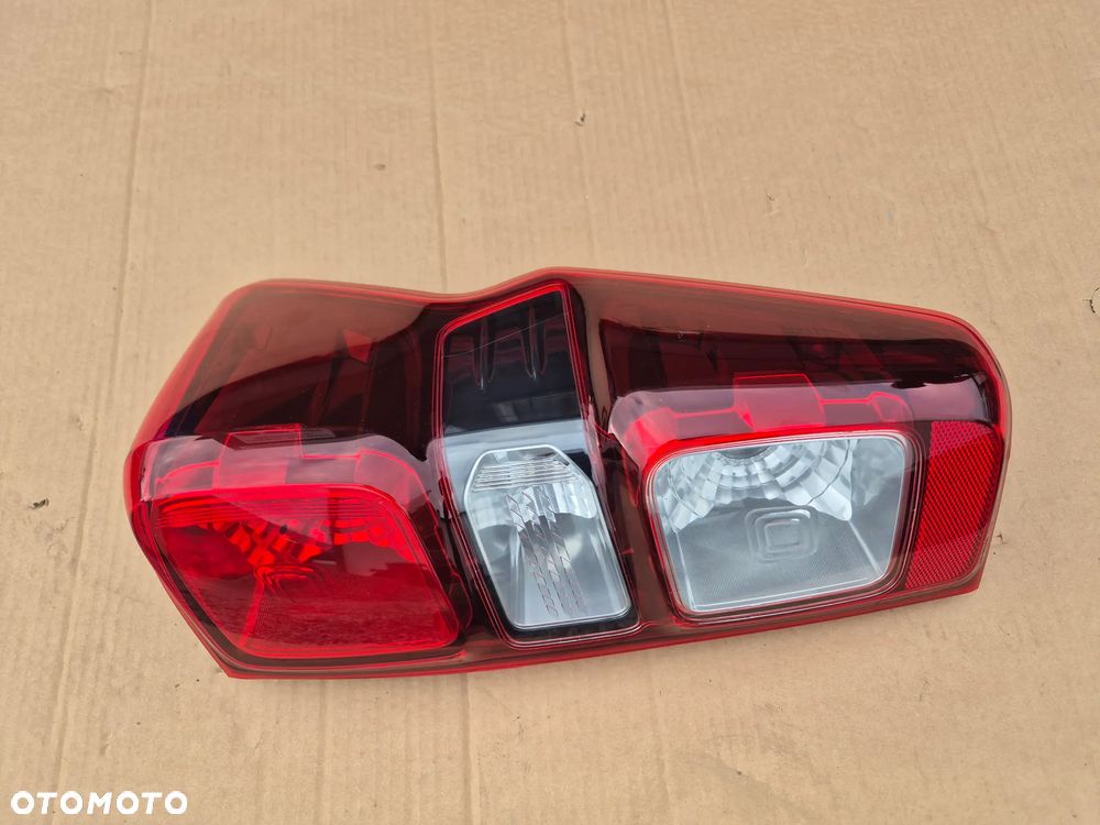 Isuzu D-Max III lampa tylna prawa.OE.EU. 2019- - 1