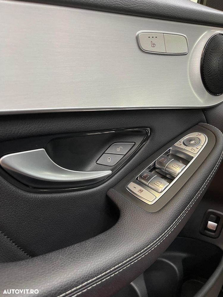 Mercedes-Benz GLC 300 4MATIC - 11