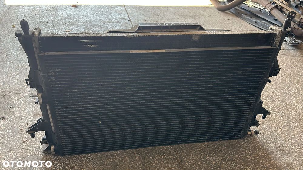 renault  laguna  II LIFT 1.9 CHLODNICE WENTYLATORY 05-08    8200008764/C - 2