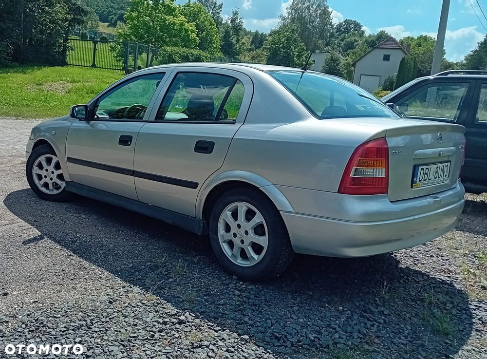 Opel Astra 1.4 Comfort / Cool - 2
