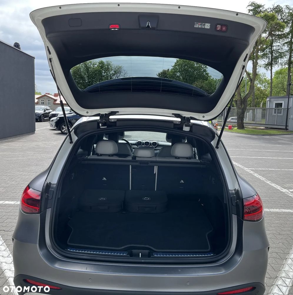 Mercedes-Benz GLC 300 de 4-Matic AMG Line - 18