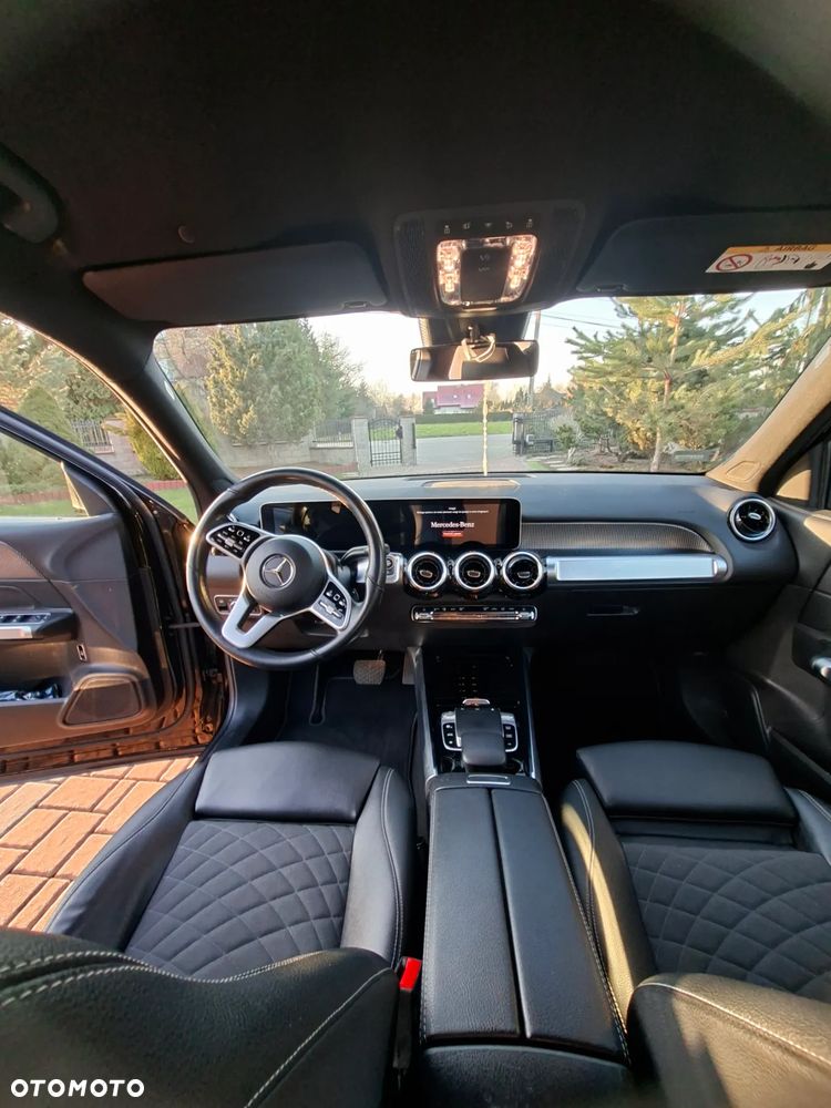 Mercedes-Benz GLB 200 Progressive 7G-DCT - 10