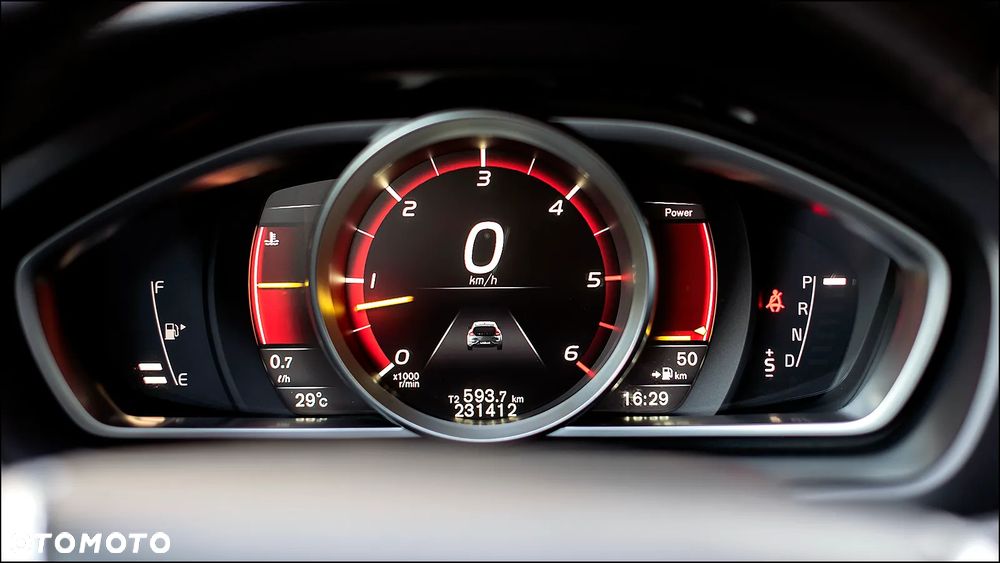 Volvo V40 - 19