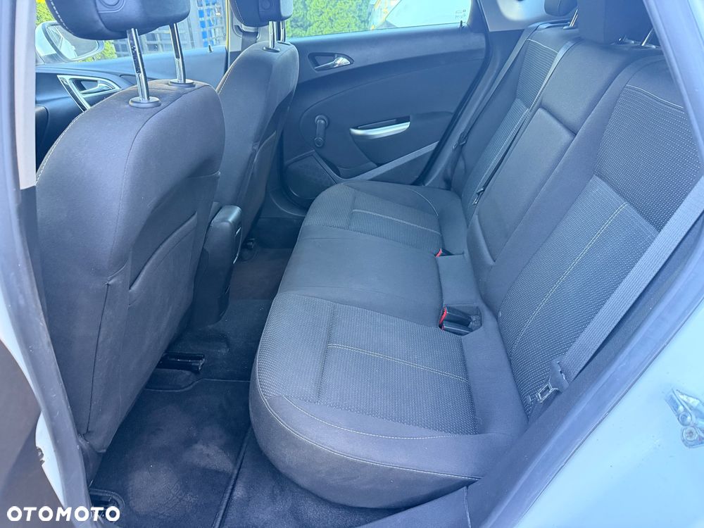 Opel Astra 1.4 Turbo Edition Sport - 24