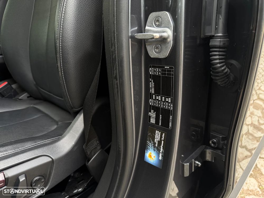 BMW X1 18 d sDrive Auto xLine - 23