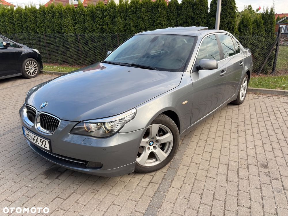 BMW Seria 5 525i - 11