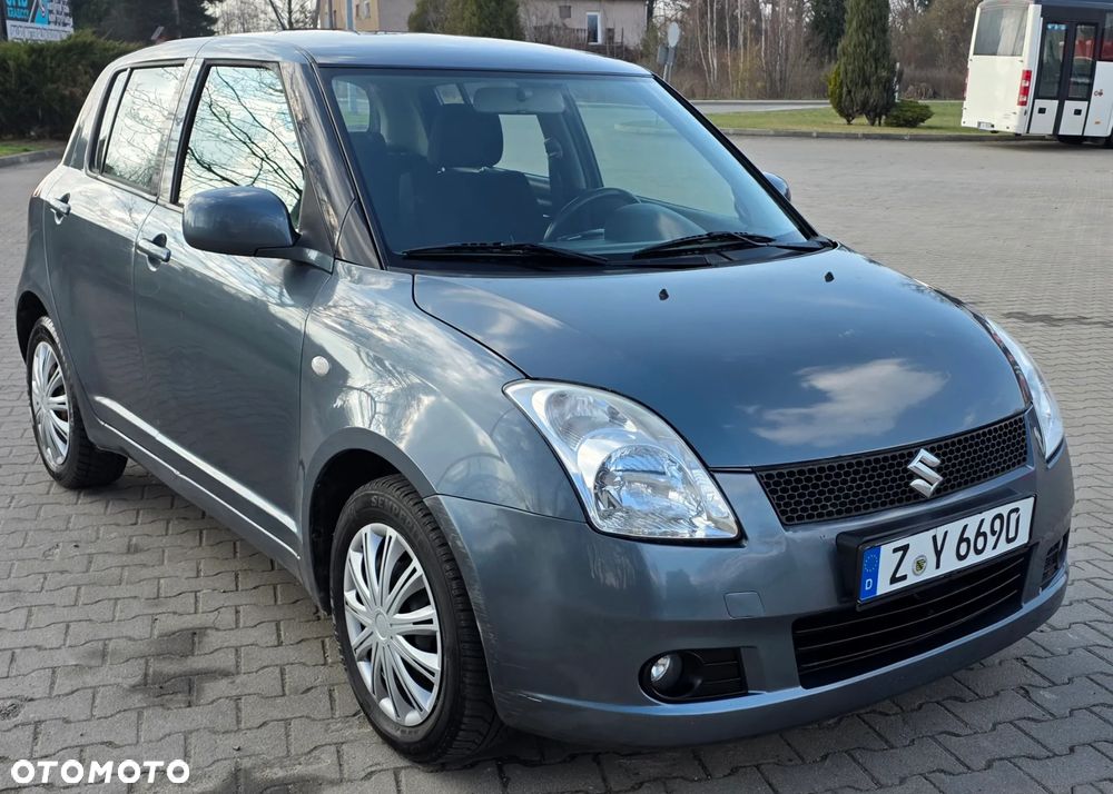 Suzuki Swift - 2