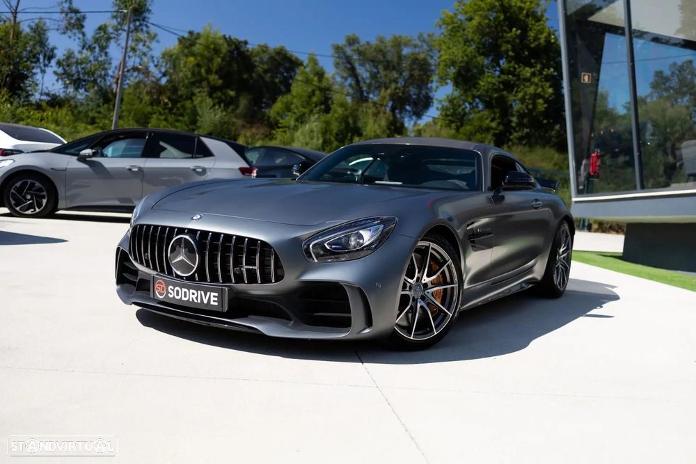 Mercedes-Benz AMG GT R - 10