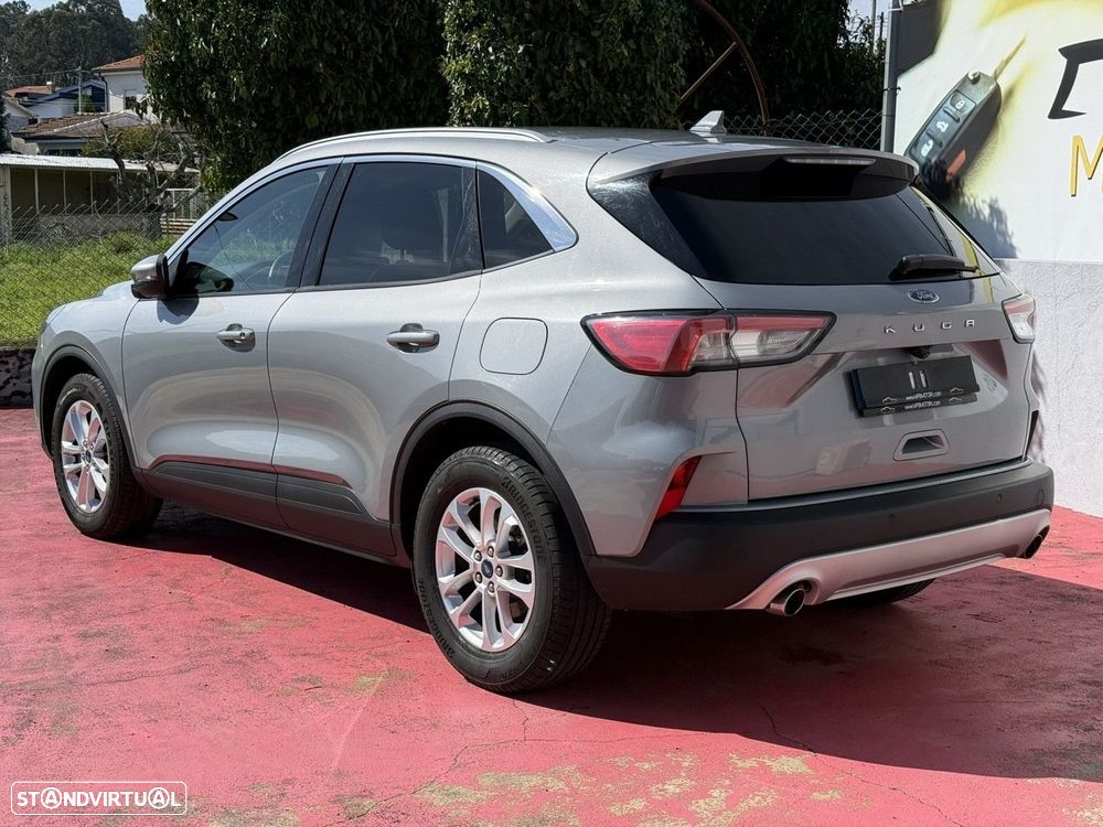 Ford Kuga 1.5 TDCi EcoBlue Titanium - 4