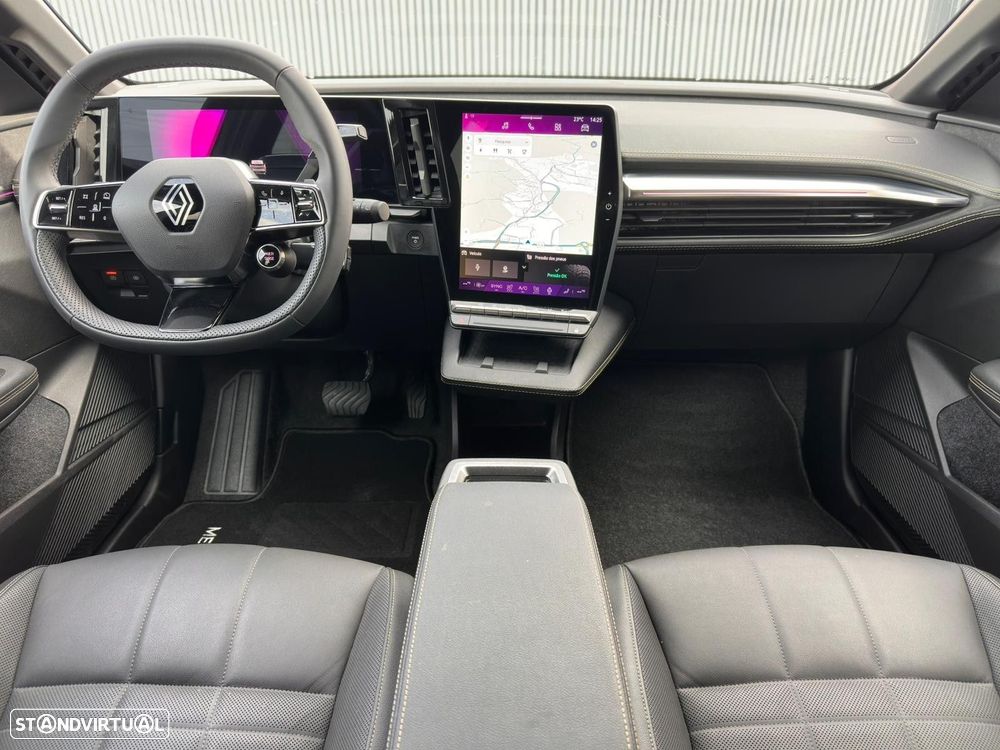 Renault Mégane E-Tech EV60 220hp optimum charge Iconic - 12