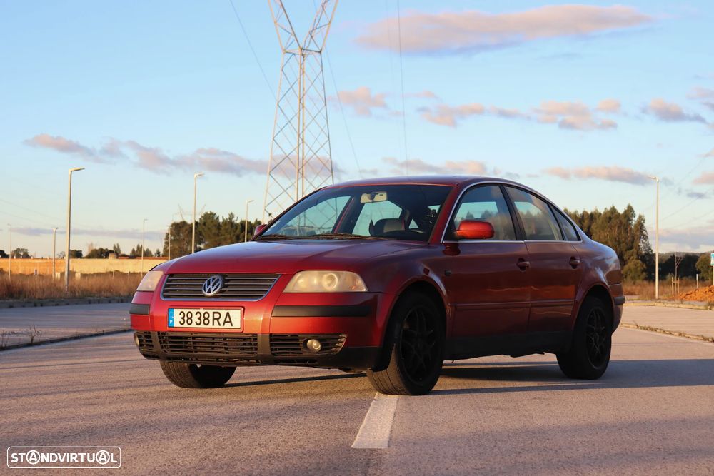 VW Passat 1.9 TDi Highline - 1