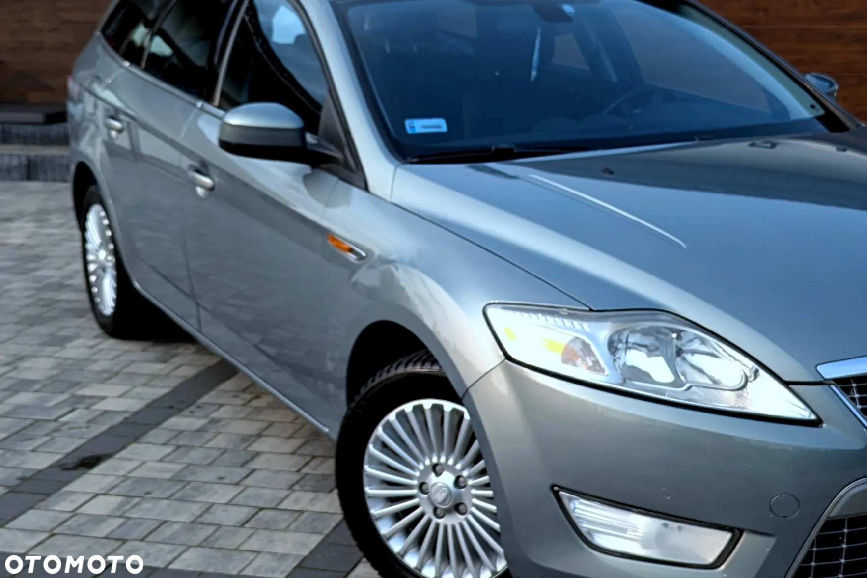 Ford Mondeo 2.0 Platinium X - 22