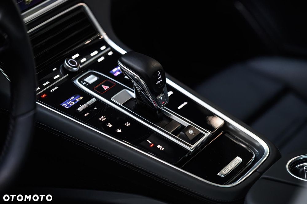 Porsche Panamera 4S E-Hybrid - 17