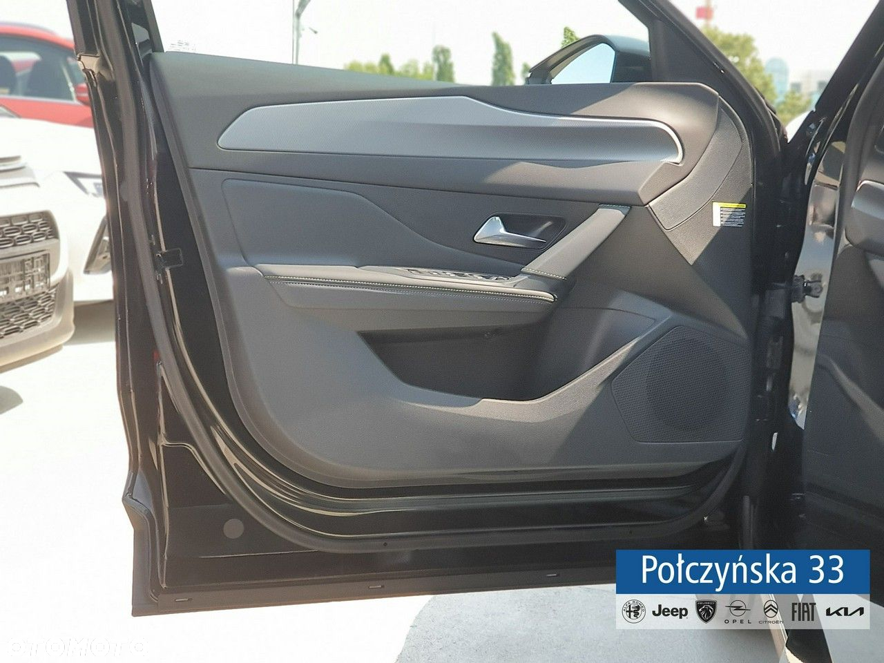 Peugeot 408 - 10