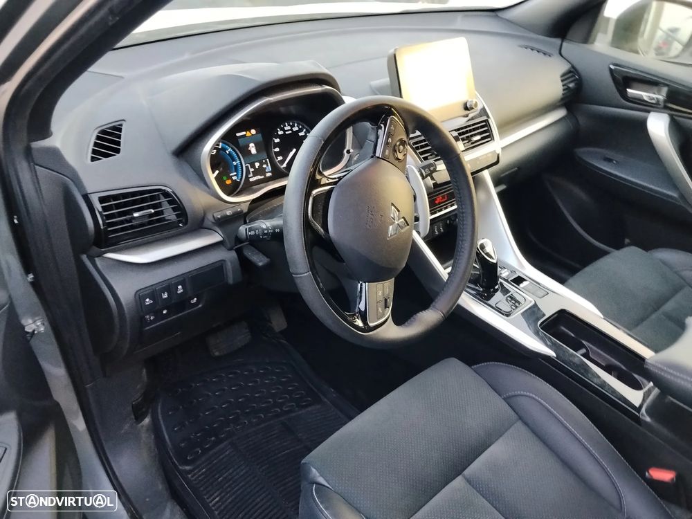 Mitsubishi Eclipse Cross - 10