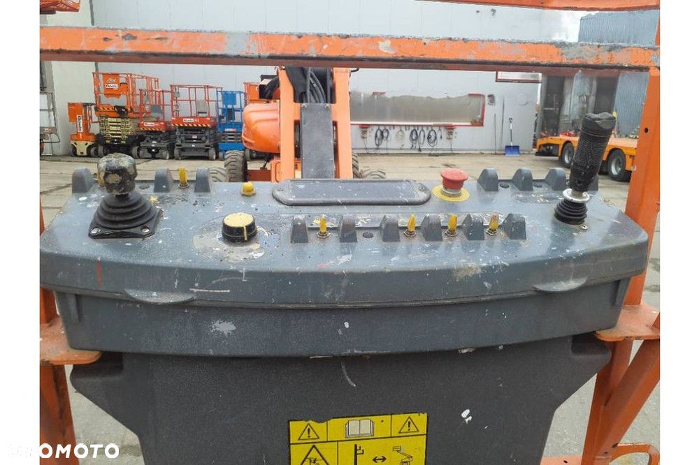 JLG E600JP - 4