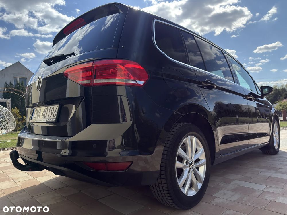 Volkswagen Touran 2.0 TDI BMT Highline DSG - 11