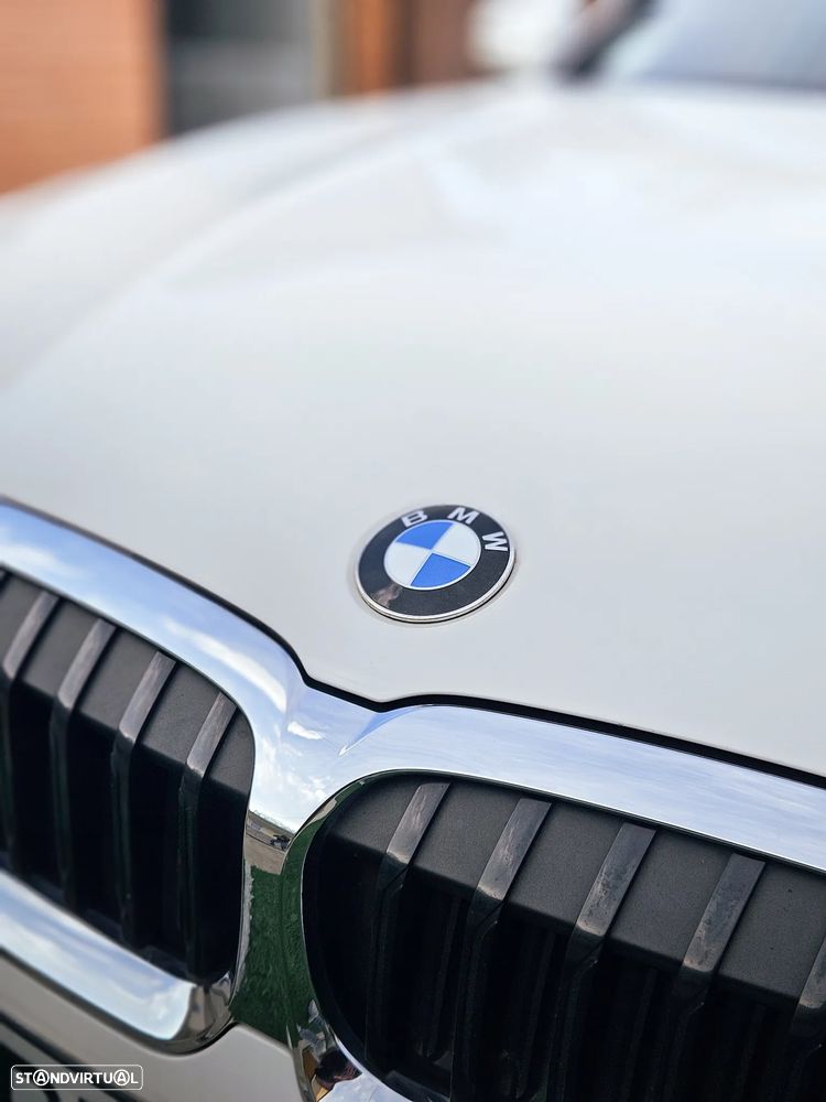 BMW 320 d Aut. Sport Line - 38