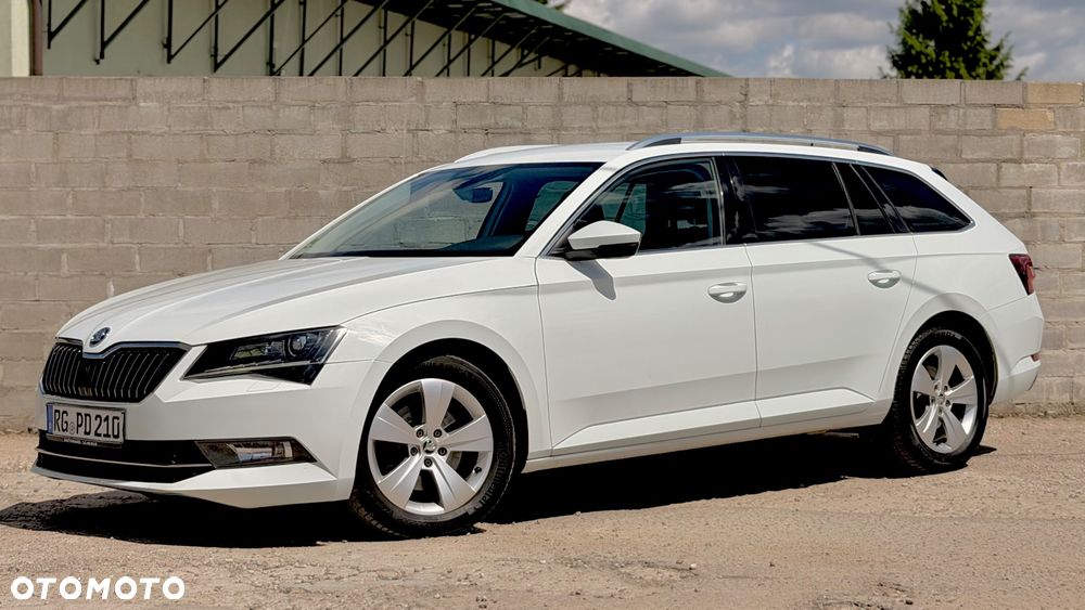 Skoda Superb 2.0 TDI DSG Premium Edition - 5