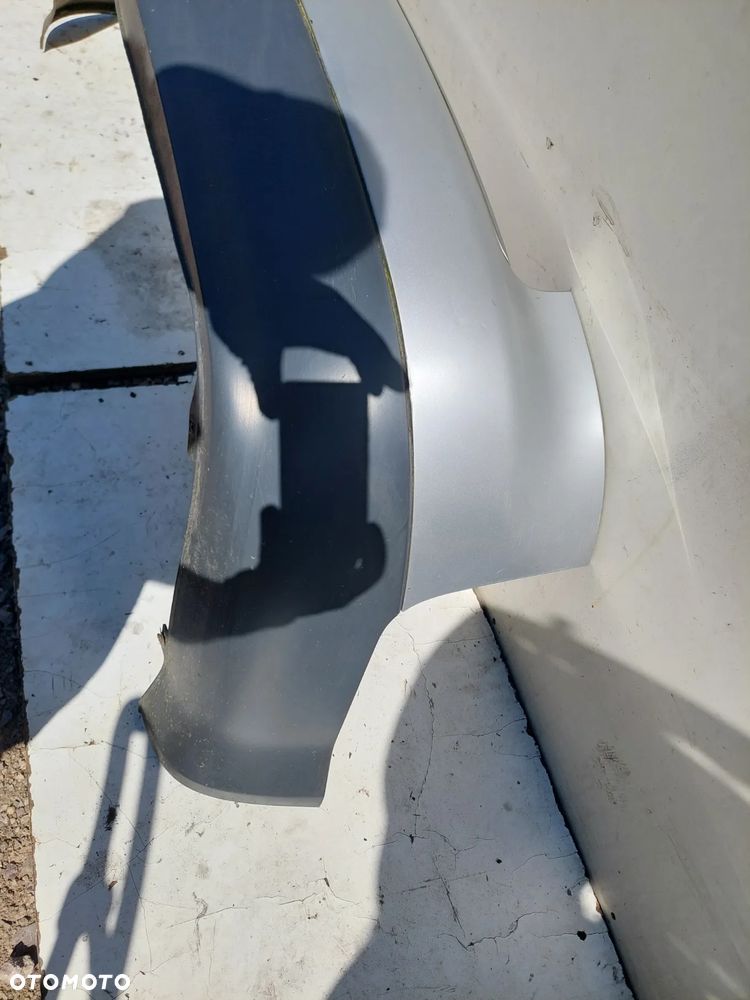 ZDERZAK TYŁ AUDI A4 B6 KOMBI AVANT LA7W - 3