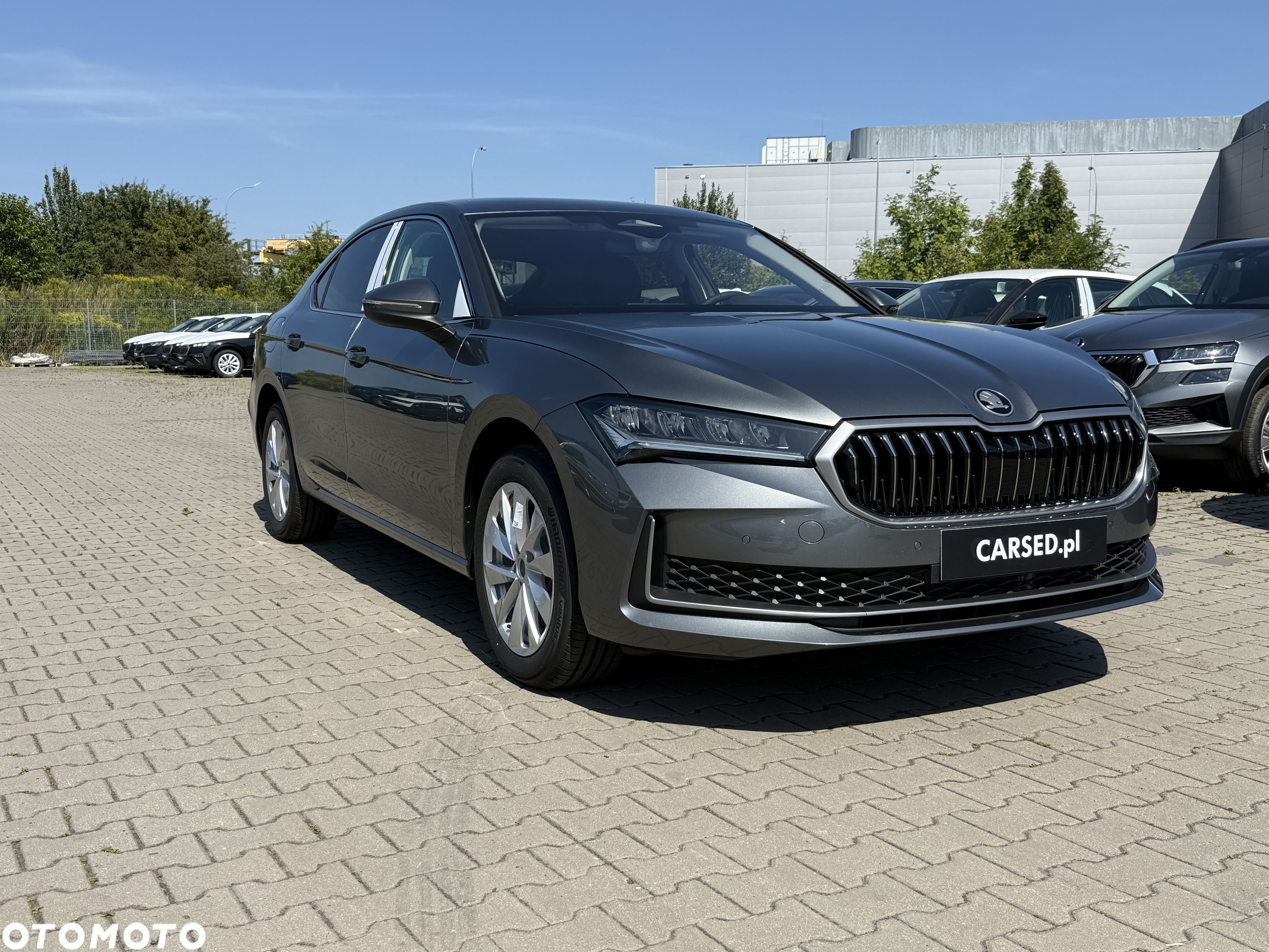 Skoda Superb 2.0 TSI Selection DSG - 25