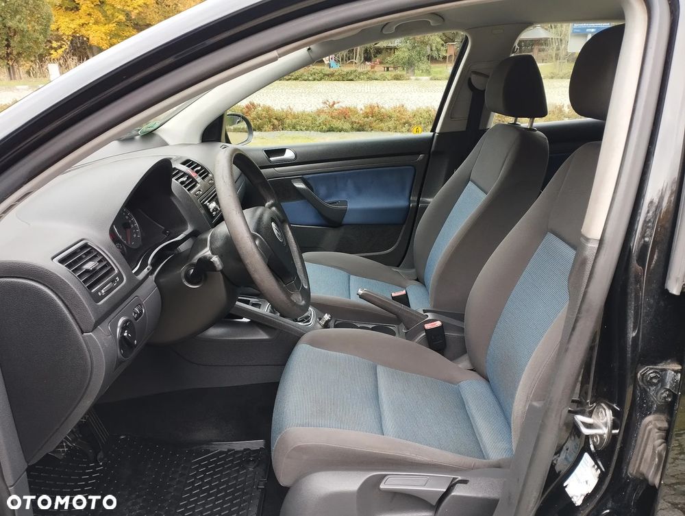 Volkswagen Golf V 1.9 TDI Comfortline - 11