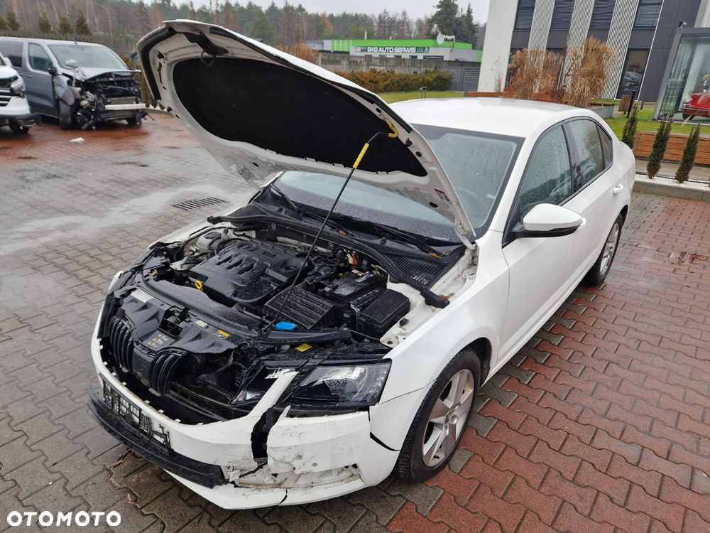 Skoda Octavia 1.6 TDI SCR Ambition - 5