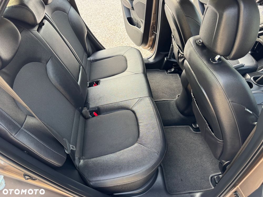 Hyundai ix35 2.0 4WD Trend - 26