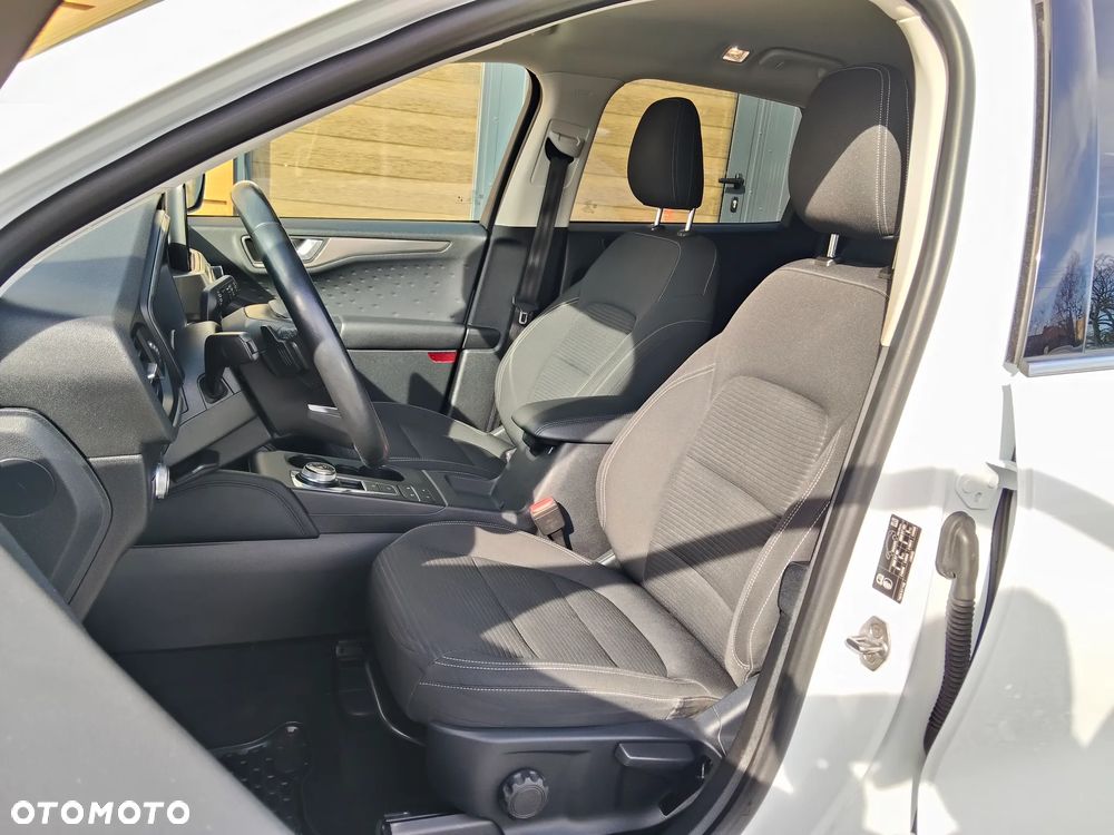 Ford Kuga 2.0 EcoBlue 4x4 TITANIUM - 14