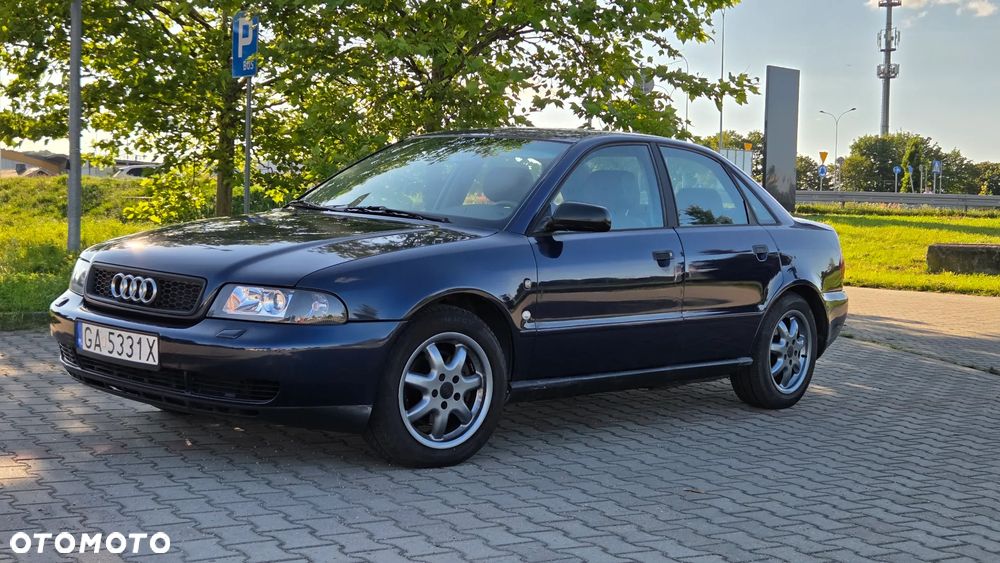 Audi A4 Limousine 1.8T - 2