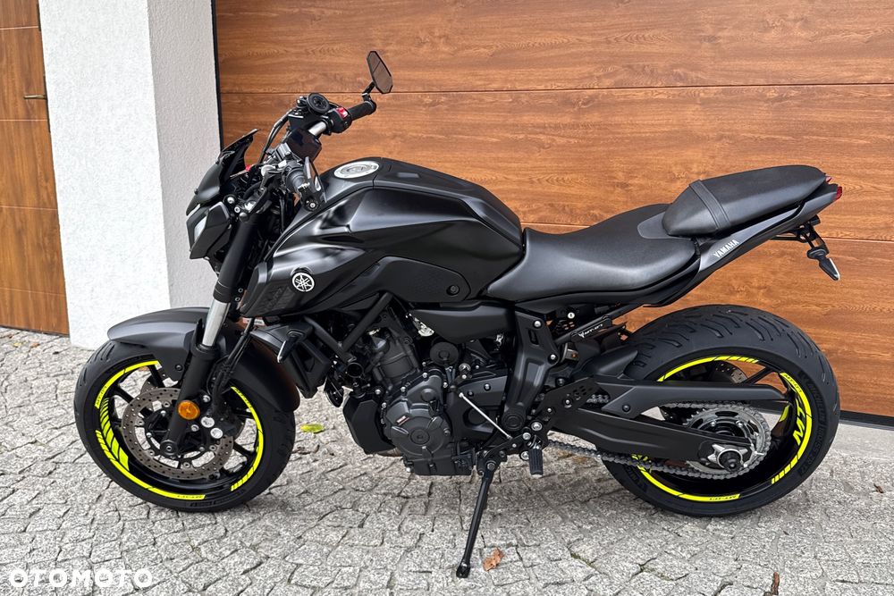 Yamaha MT - 18