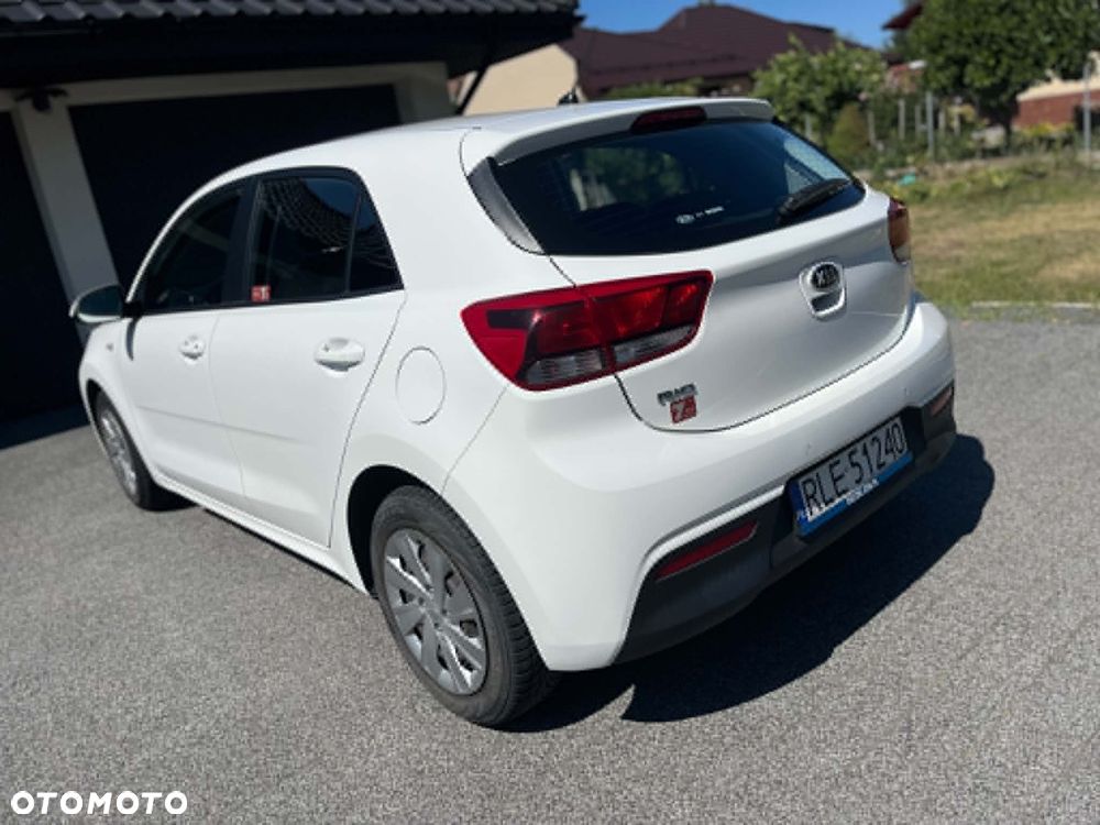 Kia Rio 1.2 M - 4