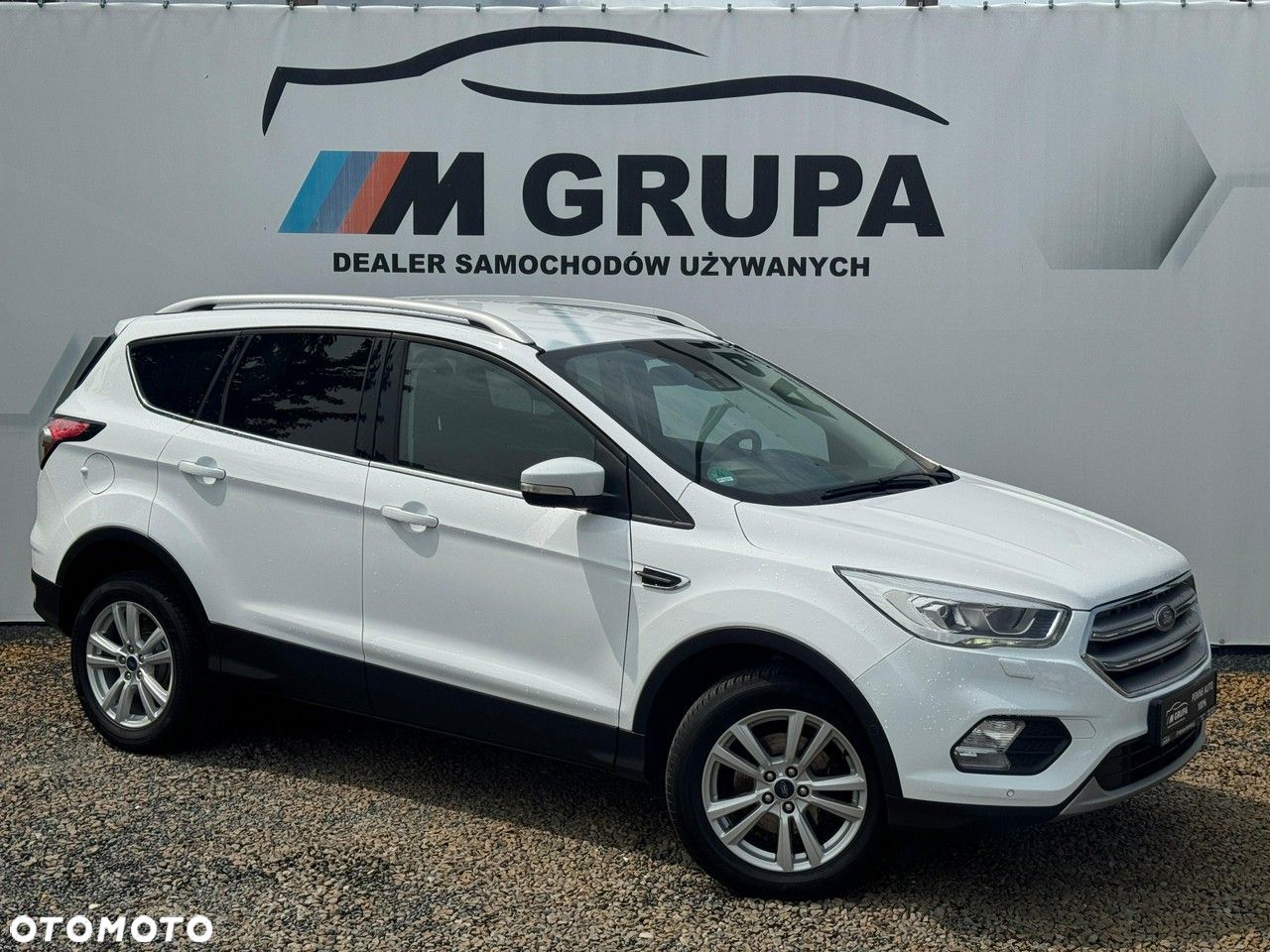 Ford Kuga - 1