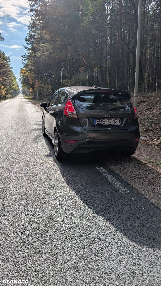 Ford Fiesta 1.6 EcoBoost ST200 - 4